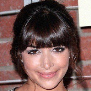 Hannah Simone
