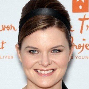 Heather Tom