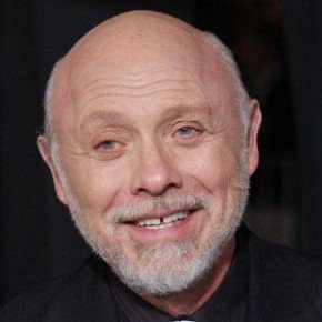 Hector Elizondo