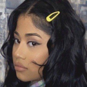 Hennessy Carolina