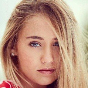 Hollyjboo