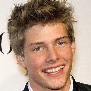 Hunter Parrish