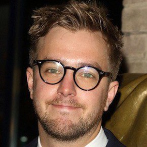 Iain Stirling