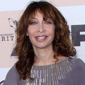 Illeana Douglas