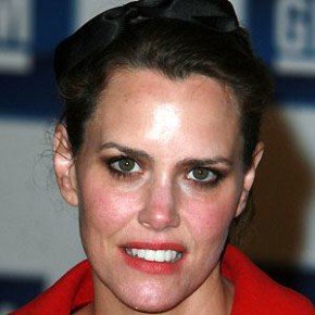 Ione Skye