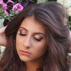 Isabella Diakomanolis