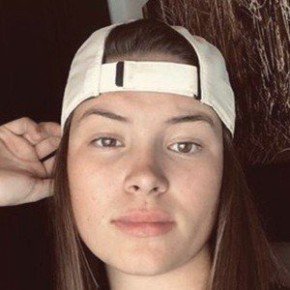 Izzy Stone