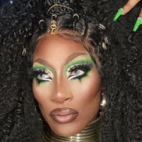 Jaida Essence Hall
