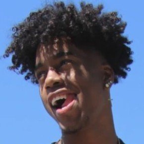 Jakari Stern
