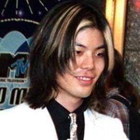 James Iha