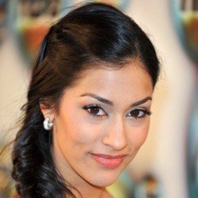 Janina Gavankar