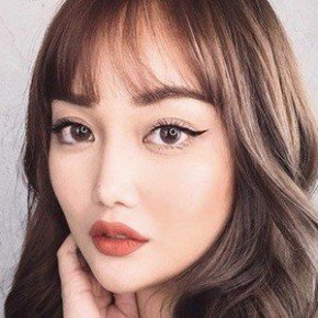 Jasmine Lee
