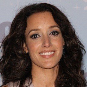 Jennifer Beals