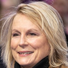 Jennifer Saunders