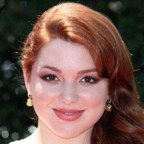 Jennifer Stone