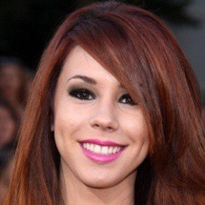 Jillian Rose Reed