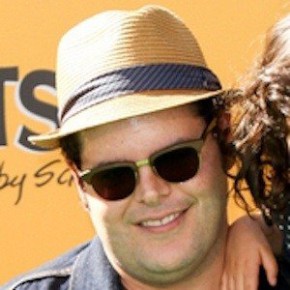 Josh Gad