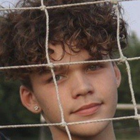 JR Stuber