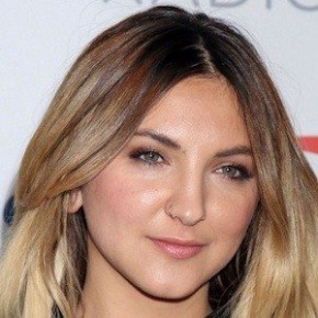 Julia Michaels