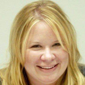 Julie Plec