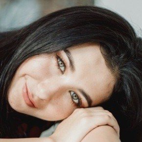 Kelly Bustamante
