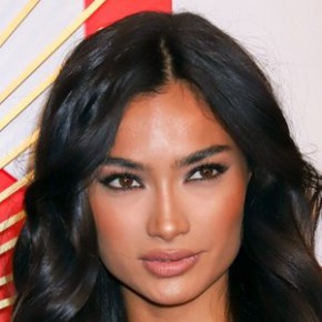 Kelly Gale