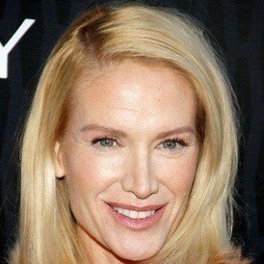 Kelly Lynch