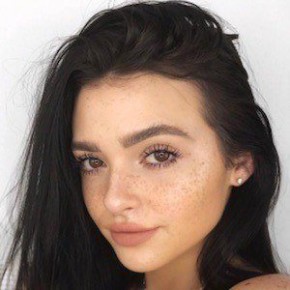 Kelsey Simone