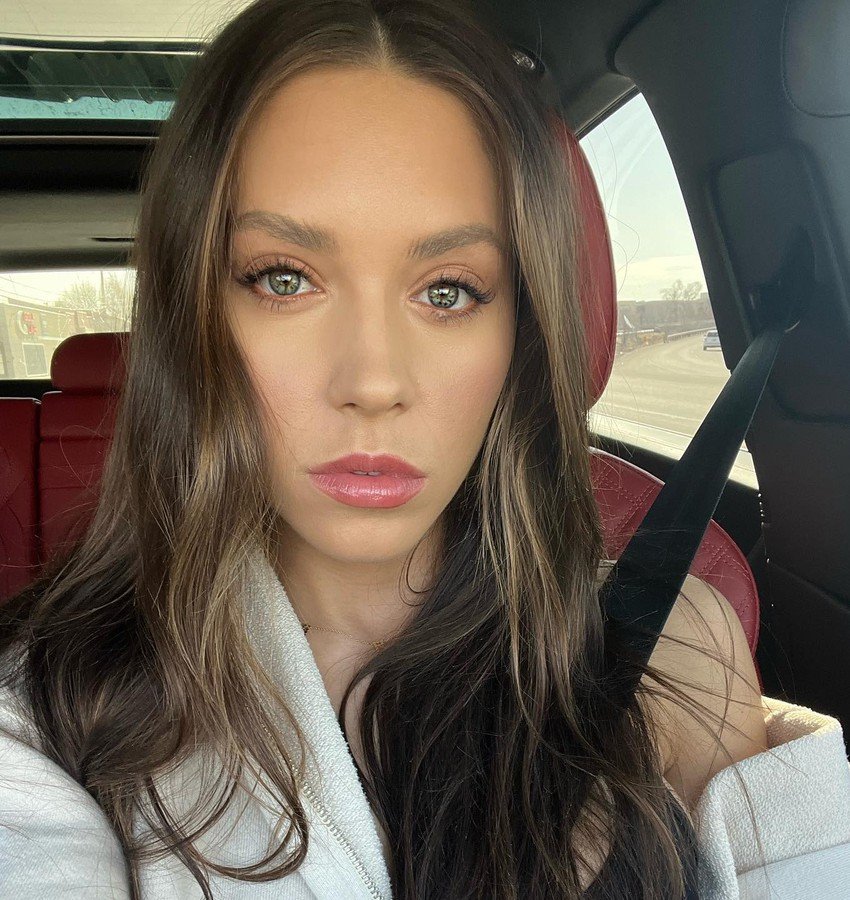 Kelsey Wells