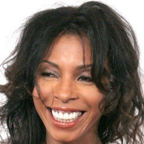 Khandi Alexander