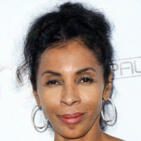 Khandi Alexander
