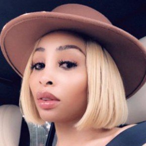 Khanyi Mbau