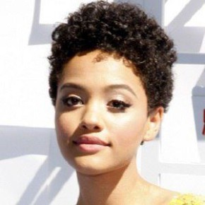 Kiersey Clemons