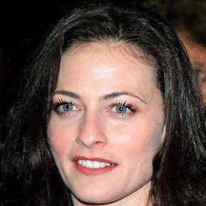 Lara Pulver