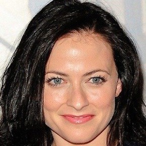 Lara Pulver