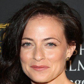 Lara Pulver