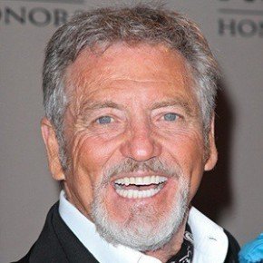Larry Gatlin