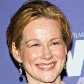 Laura Linney