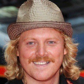 Leigh Francis
