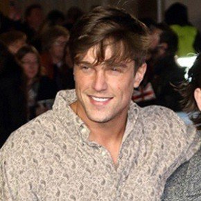 Lewis Bloor