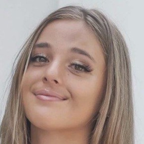 Liv Jade