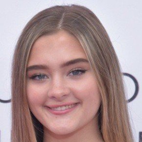 Lizzy Greene