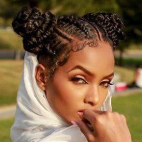 Lola Monroe