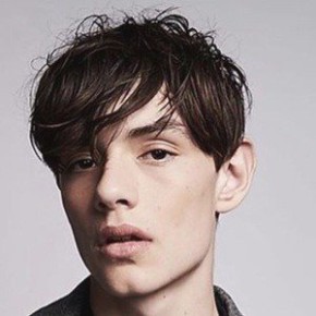 Louis Partridge