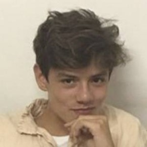 Louis Partridge