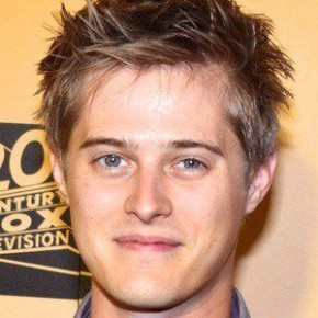 Lucas Grabeel