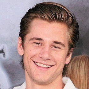 Luke Benward