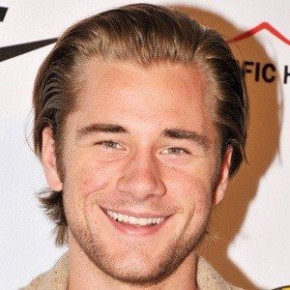 Luke Benward