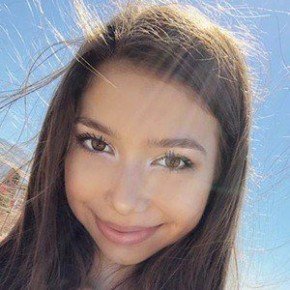 Lulu Lambros