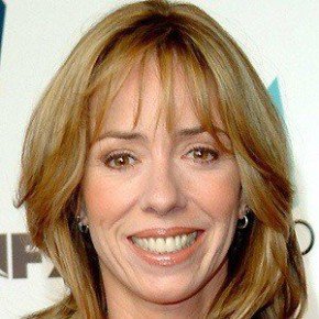 Mackenzie Phillips